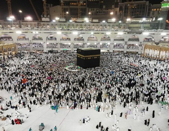 Common mistakes committed during Umrah – Part 4